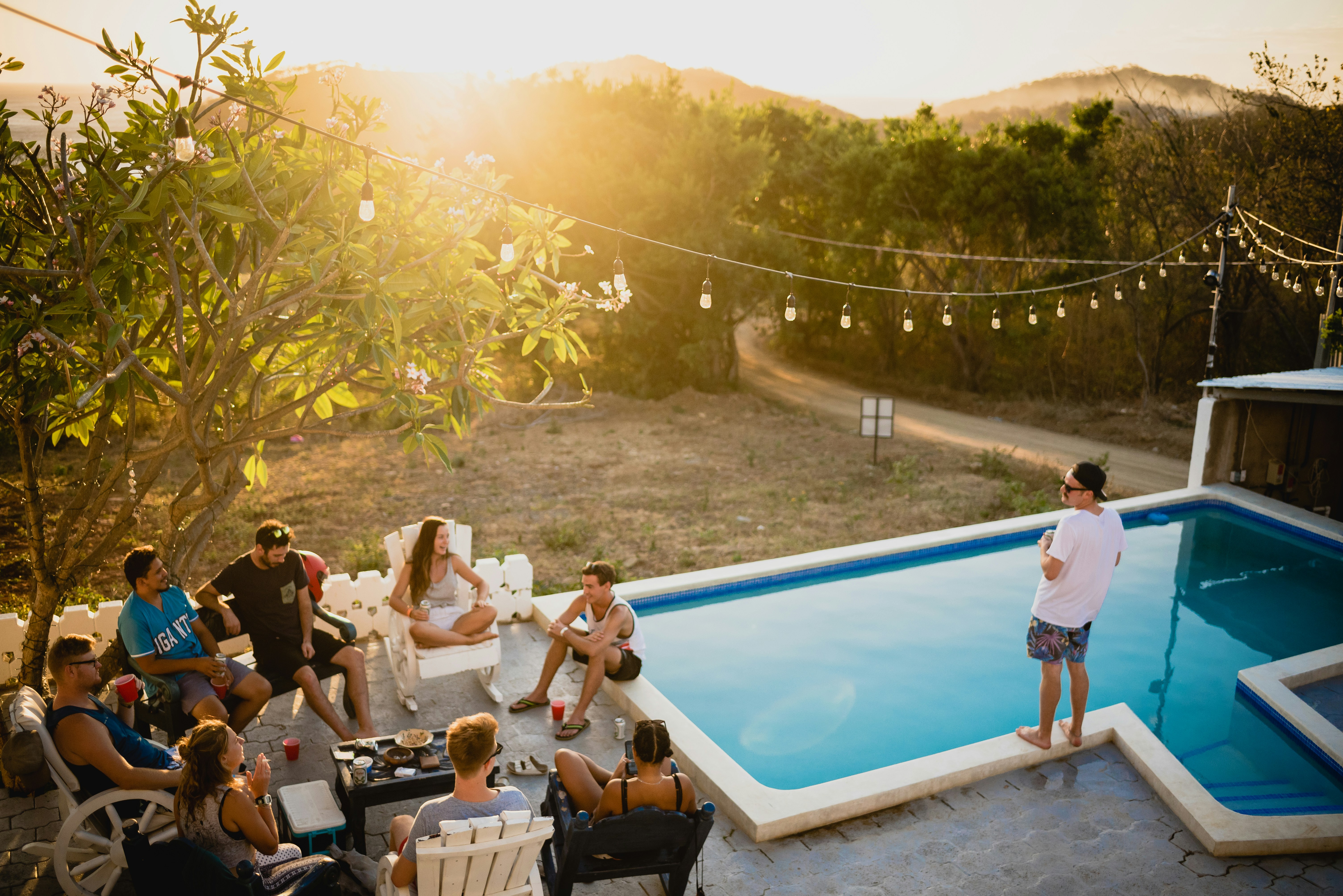  How to Host a Zero-Waste Summer Party