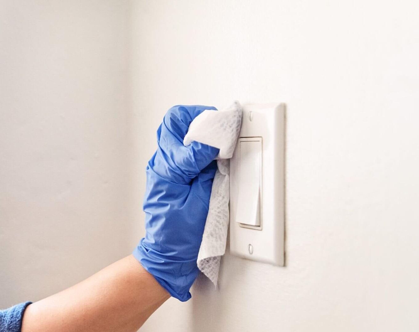  Clean Touchpoints with Commercial Cleaning